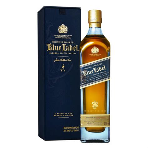 JOHNNIE WALKER Blue Label 0,7l (dėž.) .